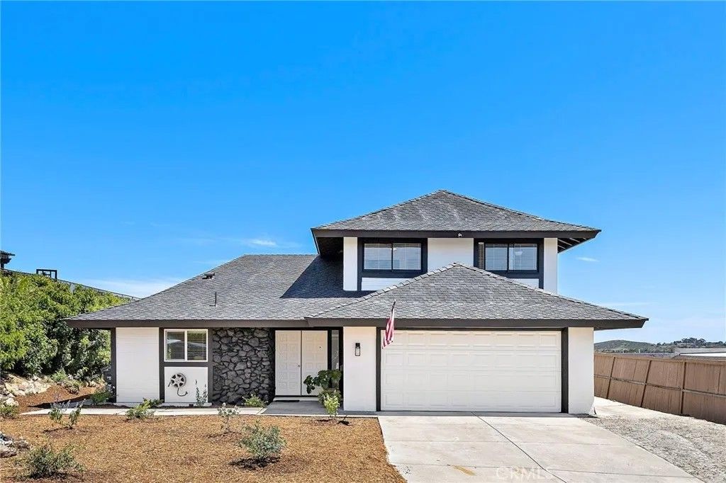 Photo of 24352 Los Serranos Dr, Laguna Niguel, CA 92677 (MLS # OC26086930)