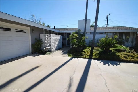 Tiny photo for 3292 Kenilworth Drive, Rossmoor, CA 90720 (MLS # PW26129128)