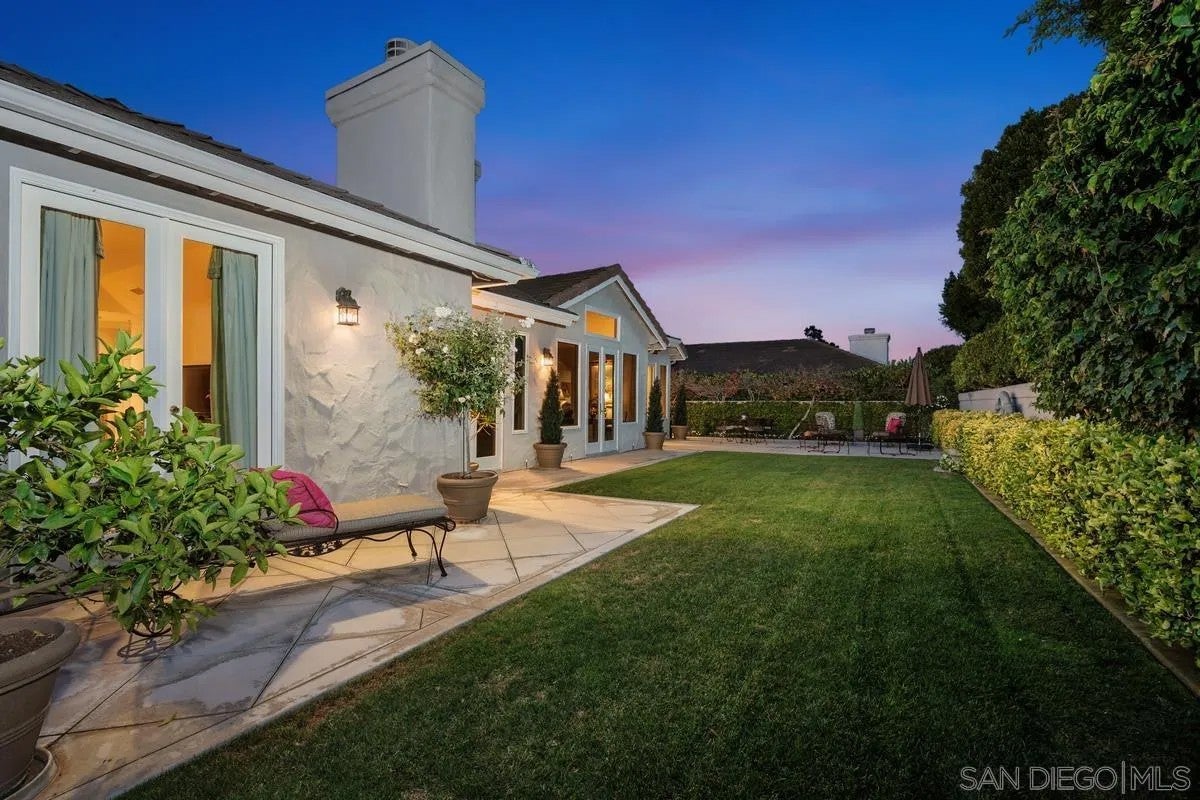 5125 Triple Crown Row