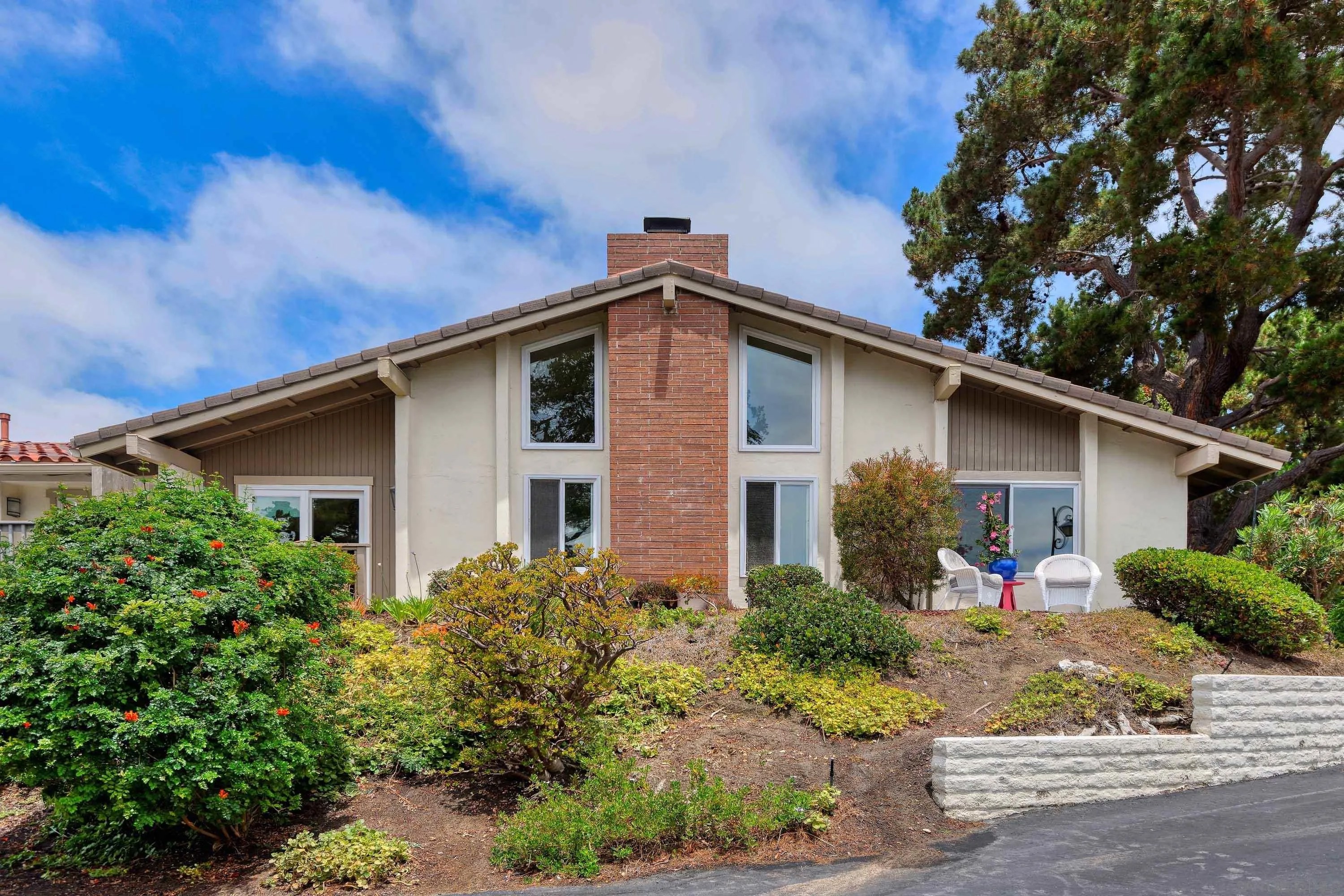 115 Allende Ct.
