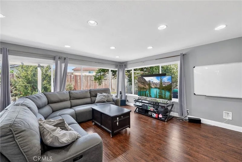 3631 Claremont