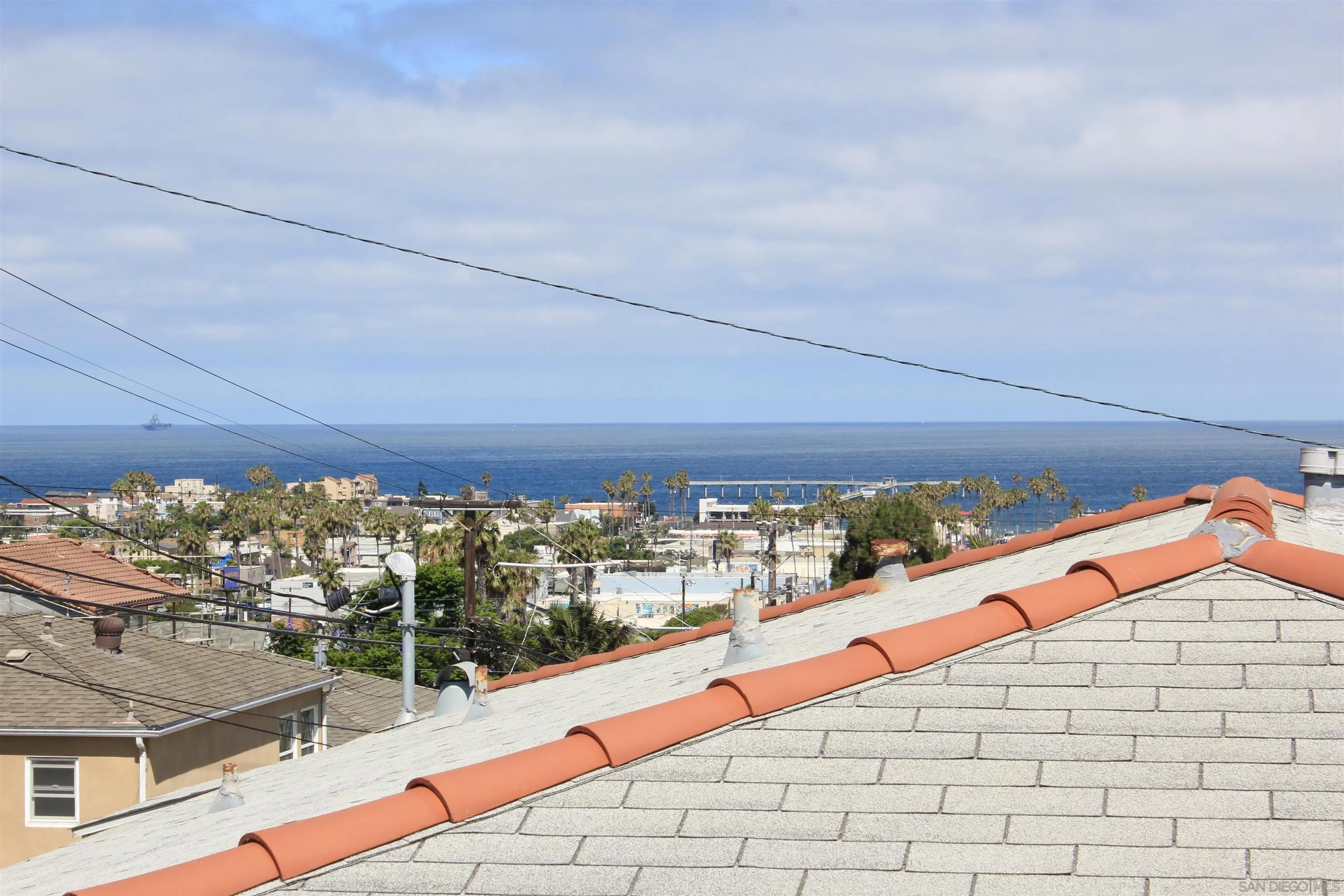 4551 Santa Monica Ave