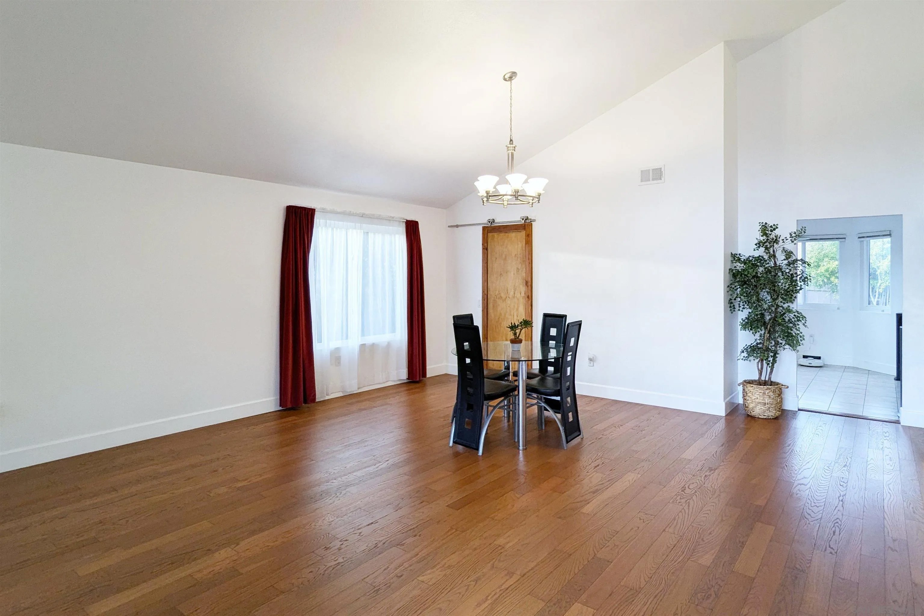 10985 Sunny Meadow St