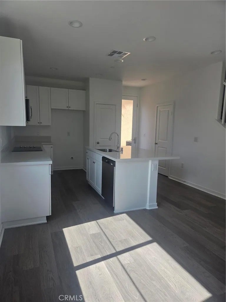 16492 Botanical Lane