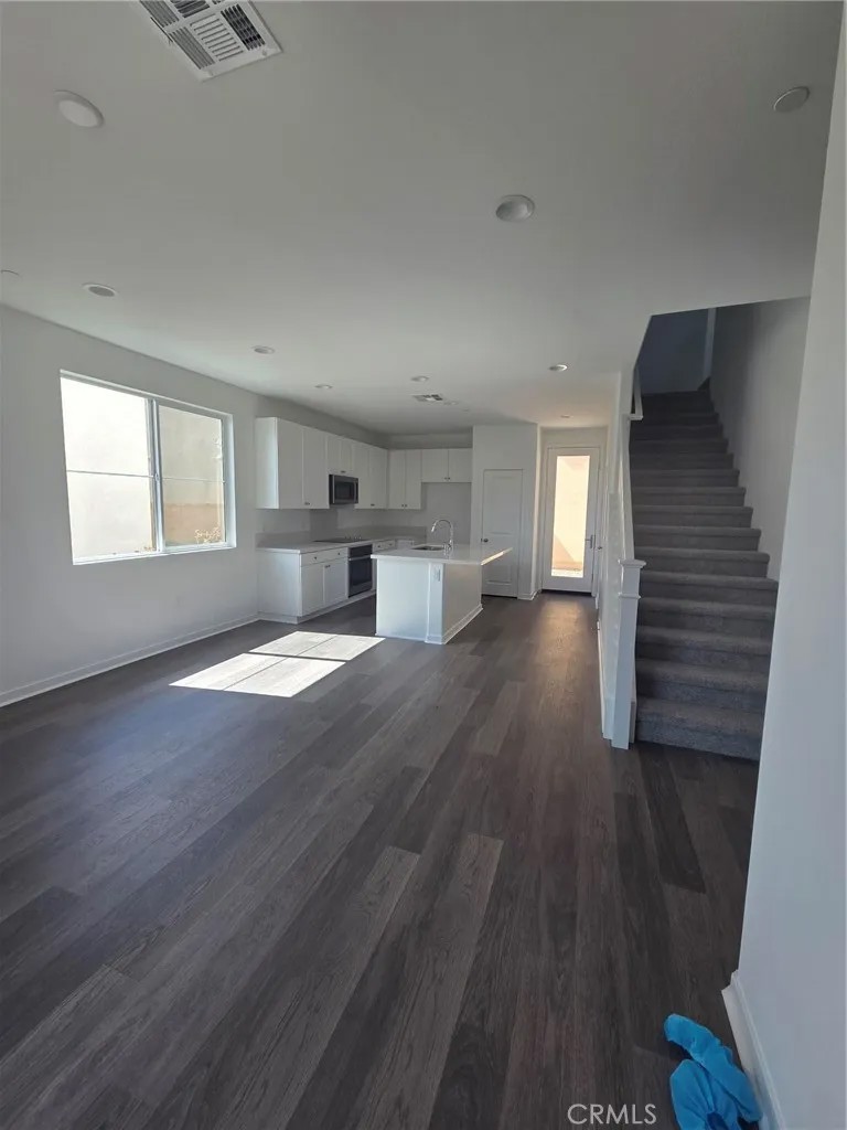 16492 Botanical Lane
