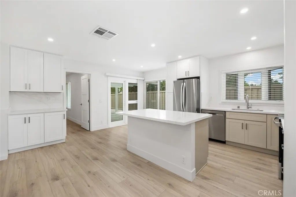 Photo of 92 Orchard, Irvine, CA 92618 (MLS # OC26077934)