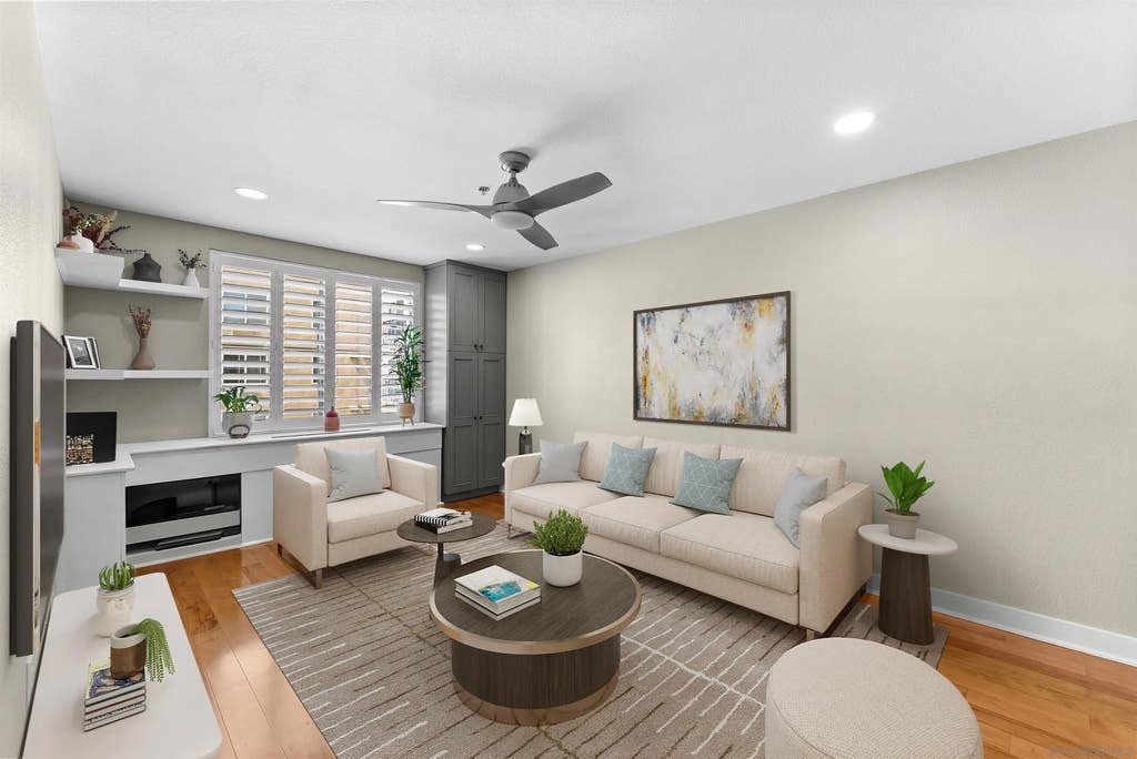 Photo of 1970 Columbia St #415, San Diego, CA 92101 (MLS # 260019685)