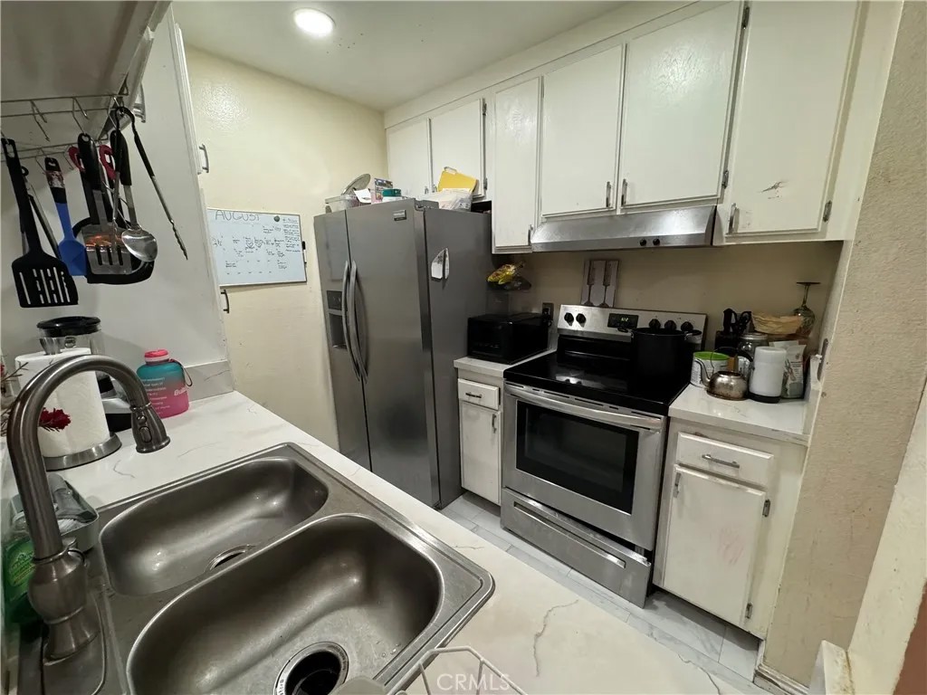 550 W Regent 342