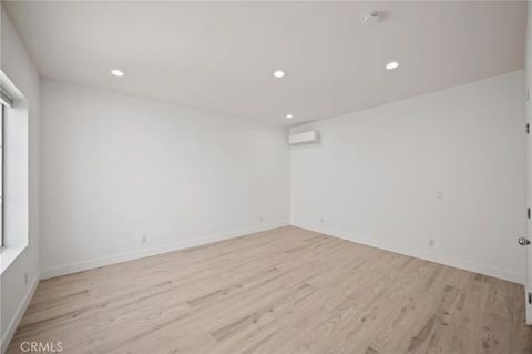 Tiny photo for 8246 Woodshill Trail, Los Angeles, CA 90069 (MLS # SR25245437)