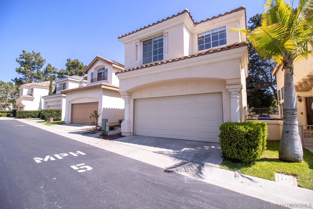 Photo of 1113 Pacific Grove Loop, Chula Vista, CA 91915 (MLS # 260006916)