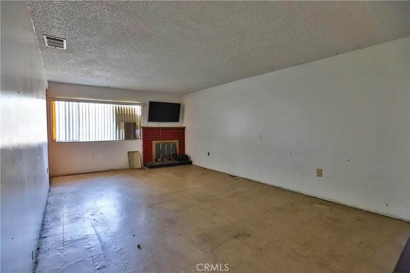 2999 Casa Loma Drive