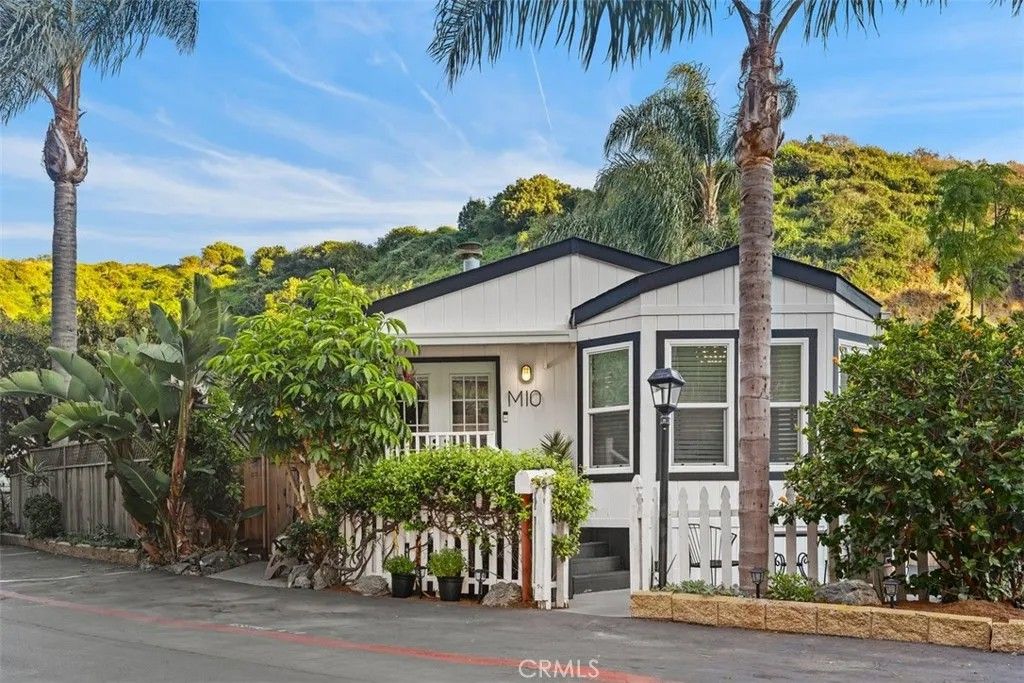 Photo of 30802 Coast #M10, Laguna Beach, CA 92651 (MLS # OC26072722)