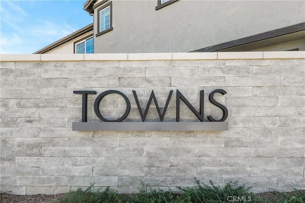 Photo of 32612 Manhattan Ave, Winchester, CA 92596 (MLS # SW26074116)