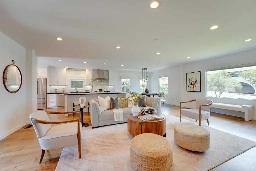 2020 Willow Street