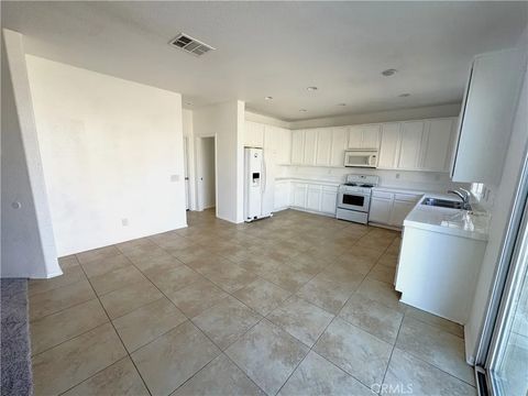Tiny photo for 2709 E Avenue J4, Lancaster, CA 93535 (MLS # CV25239476)