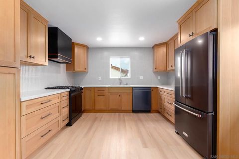 Photo of 361 E Indian Rock Rd, Vista, CA 92084 (MLS # 260004304)