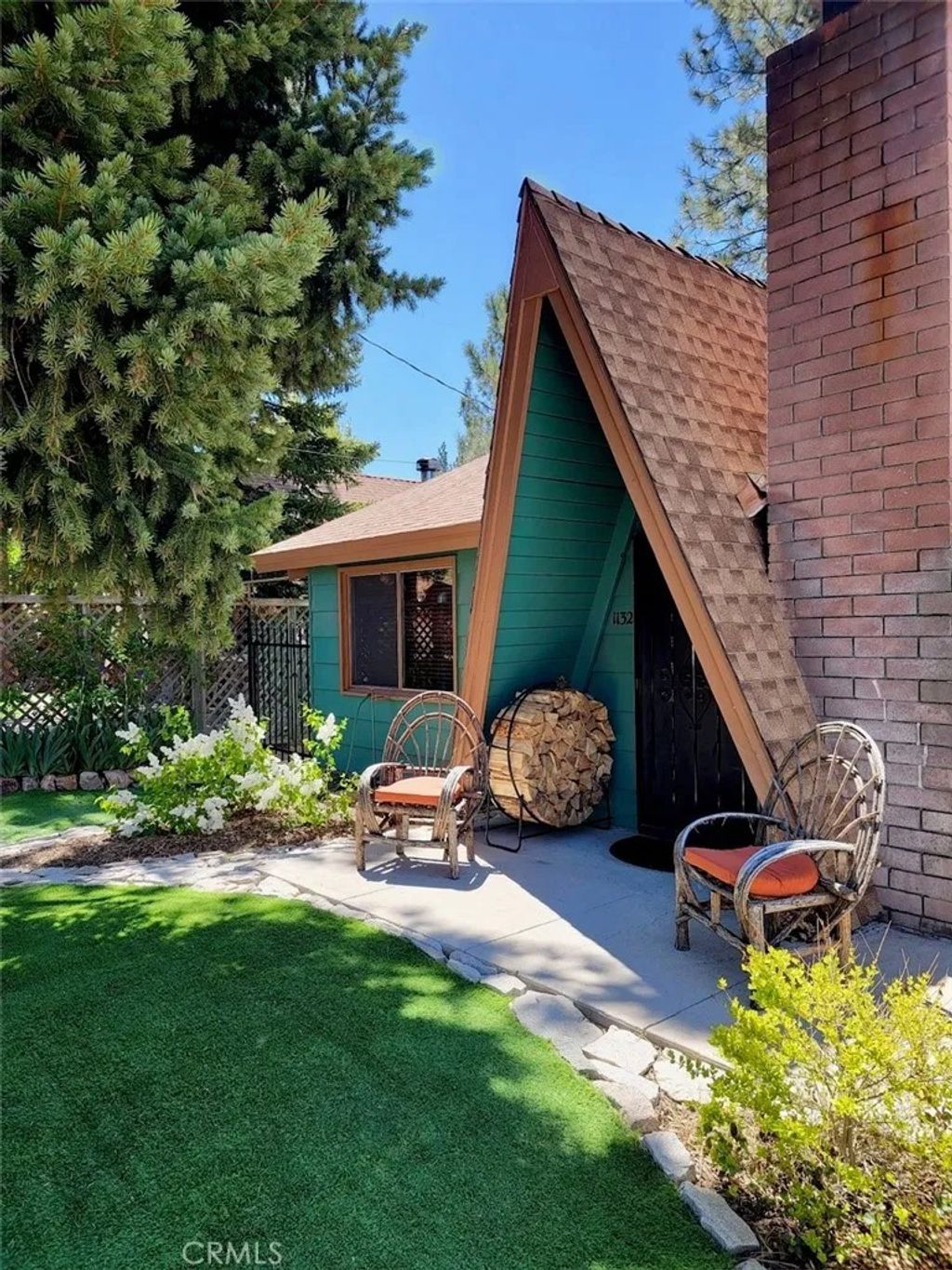 Photo of 1132 W Aeroplane Blvd, Big Bear Lake, CA 92314 (MLS # OC26052466)