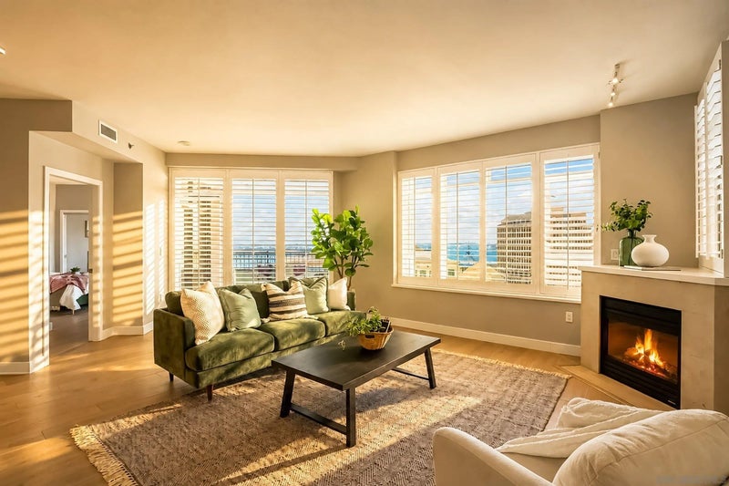 700 W Harbor Dr 1805