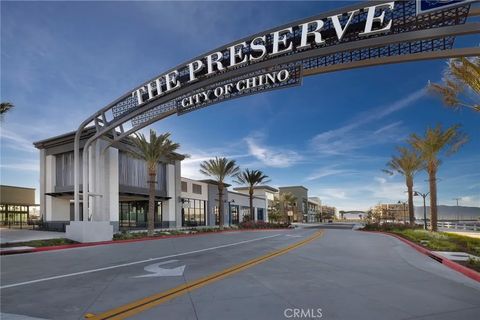 Tiny photo for 8471 Snapdragon Lane, Chino, CA 91708 (MLS # OC25251522)