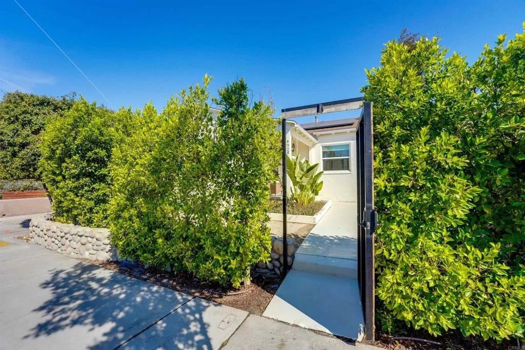 Photo of 4928 Monroe Avenue, San Diego, CA 92115 (MLS # NDP2602954)