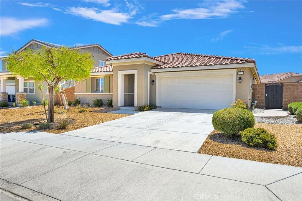 Photo of 13039 Eastwind Way, Victorville, CA 92392 (MLS # HD26092349)
