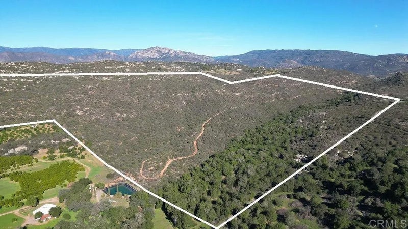 26285 Oak Trail