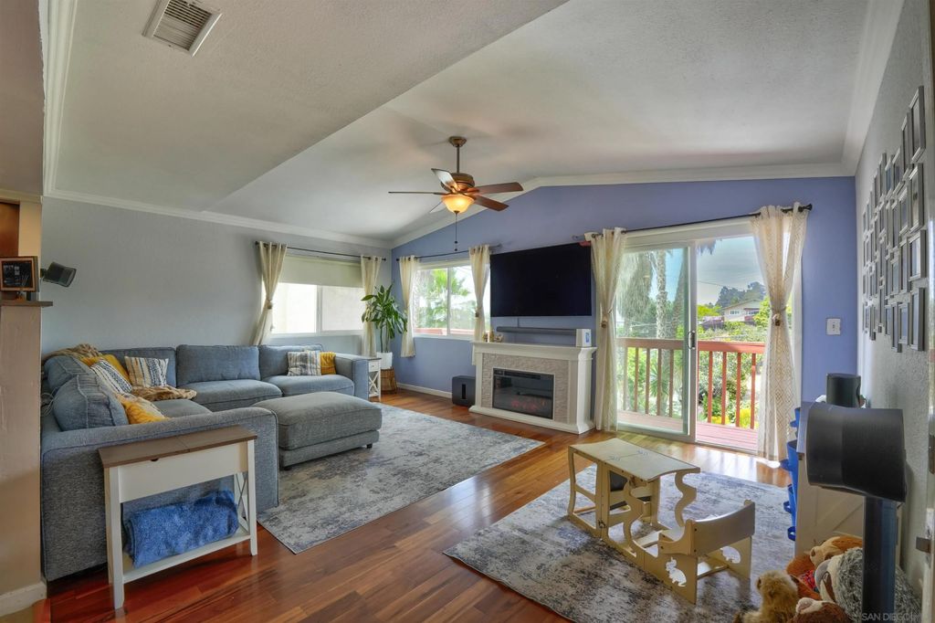 Photo of 1225 Portola Ave, Spring Valley, CA 91977 (MLS # 260011405)
