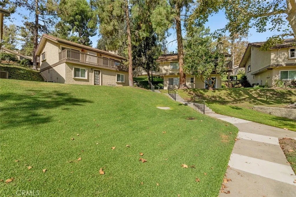 66 Mockingbird Court