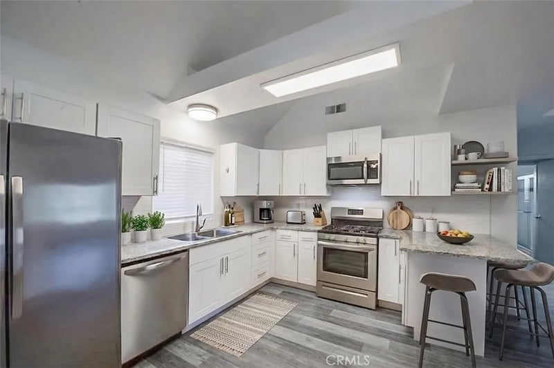 1281 Ravenshoe Way