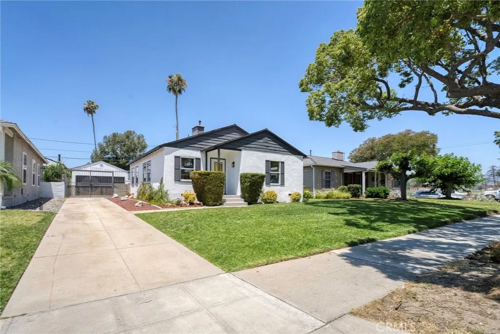 2141 N Evergreen Street
