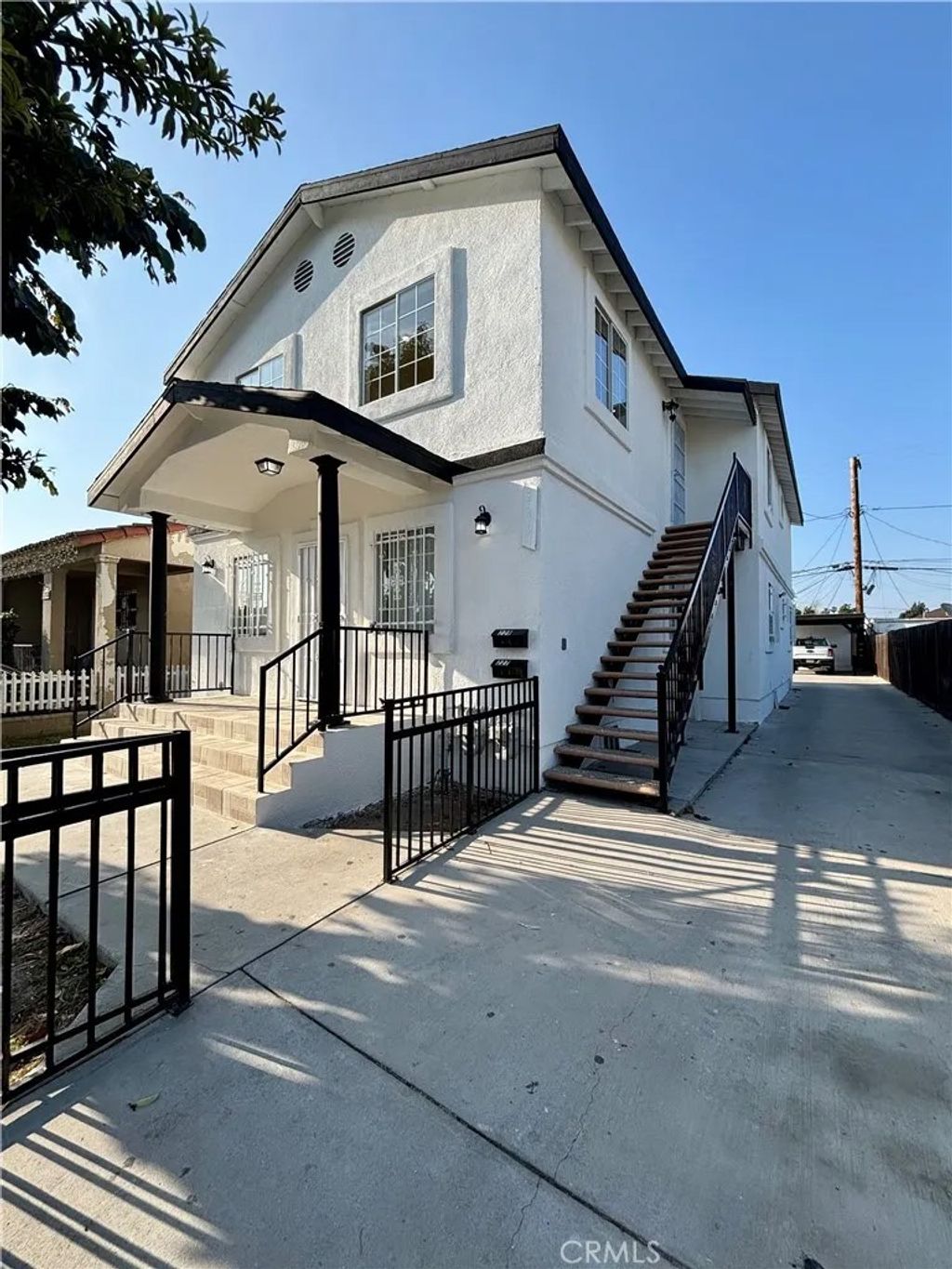 Photo of 227 E 81st St, Los Angeles, CA 90003 (MLS # DW26063894)