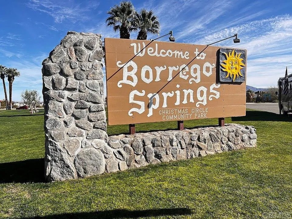 Palm Canyon Dr Lots 283 & 284