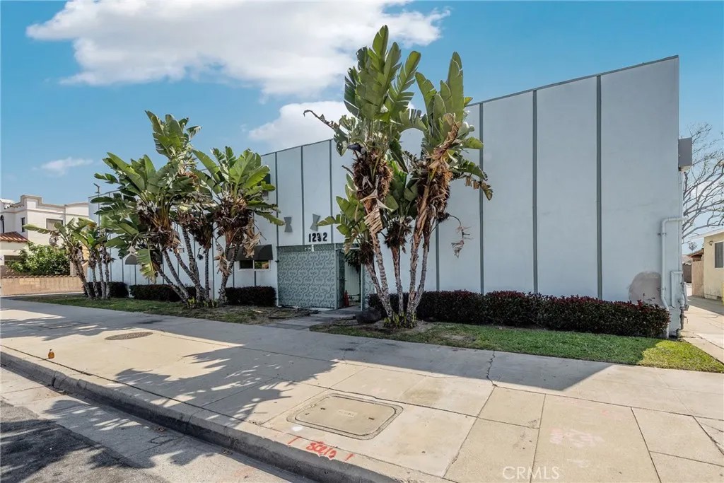 1232 S San Gabriel Boulevard