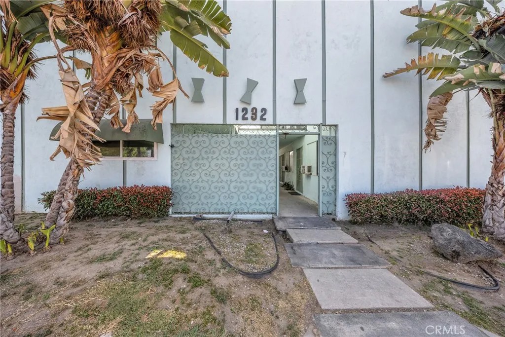 1232 S San Gabriel Boulevard