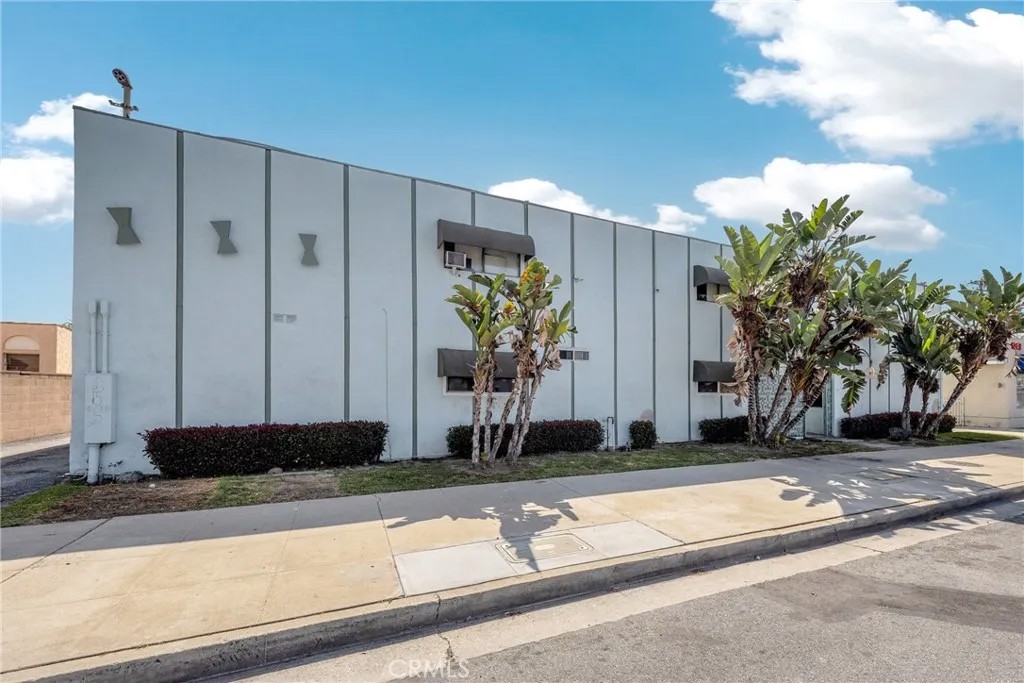 1232 S San Gabriel Boulevard