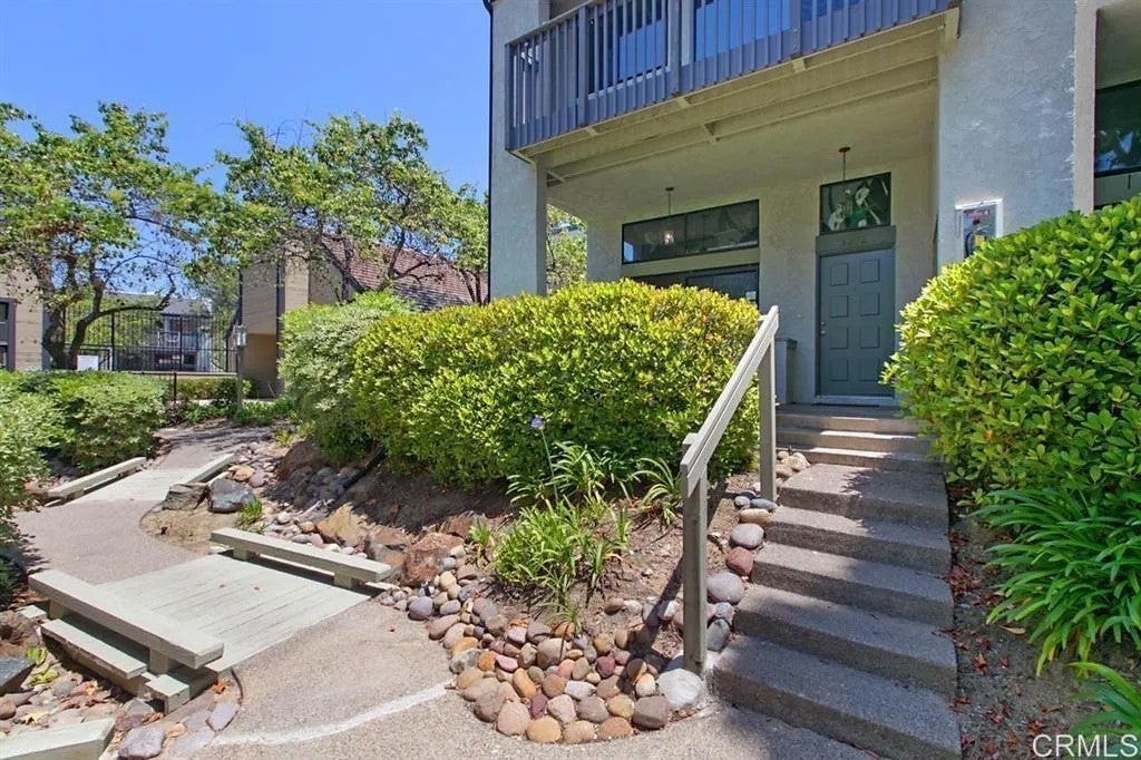 Photo of 3272 Via Alicante, La Jolla, CA 92037 (MLS # NDP2609498)
