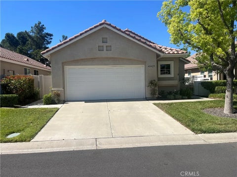 Photo of 40429 Via Camposeco, Murrieta, CA 92562 (MLS # SW26076272)