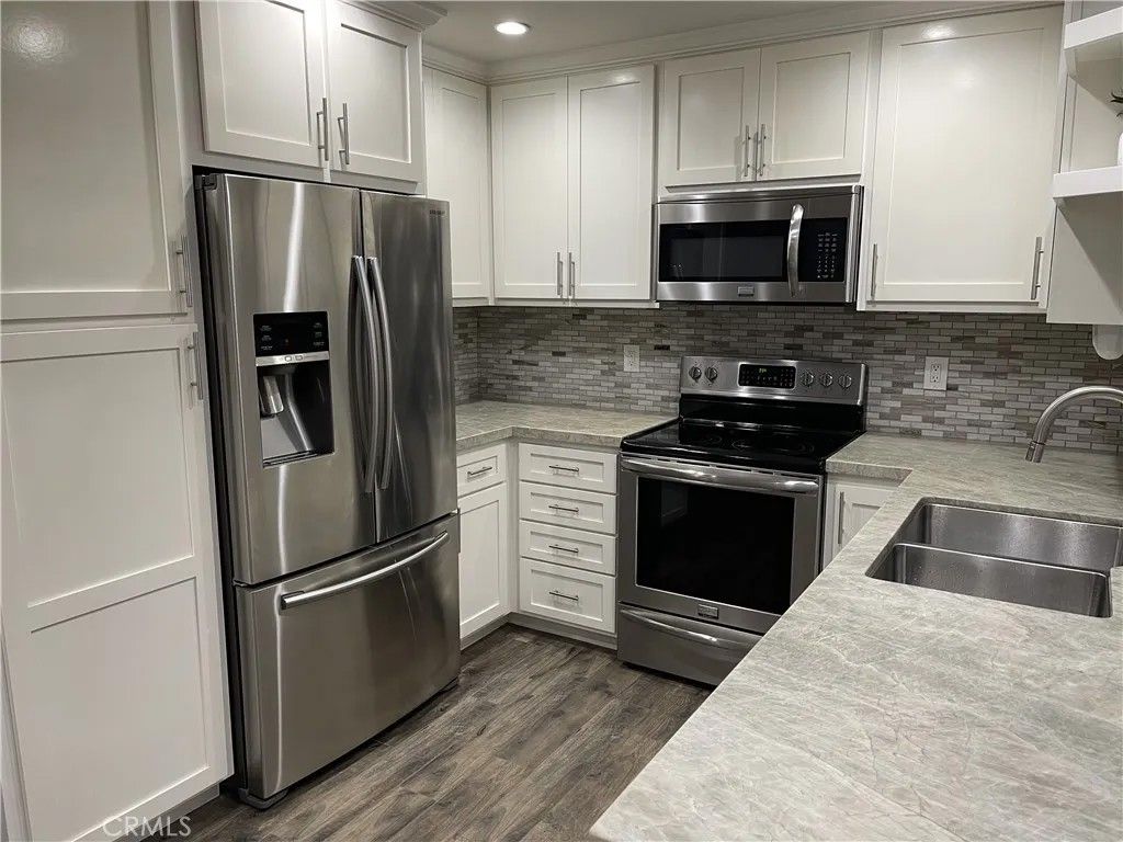 Photo of 21372 Brookhurst Street #516, Huntington Beach, CA 92646 (MLS # OC26046008)