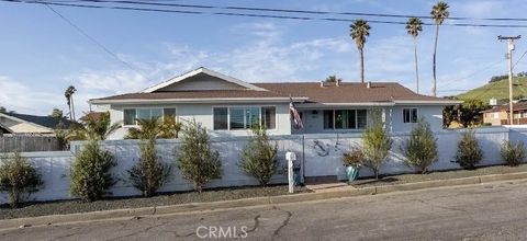 Photo of 485 Bonita St, Morro Bay, CA 93442 (MLS # SC26022237)