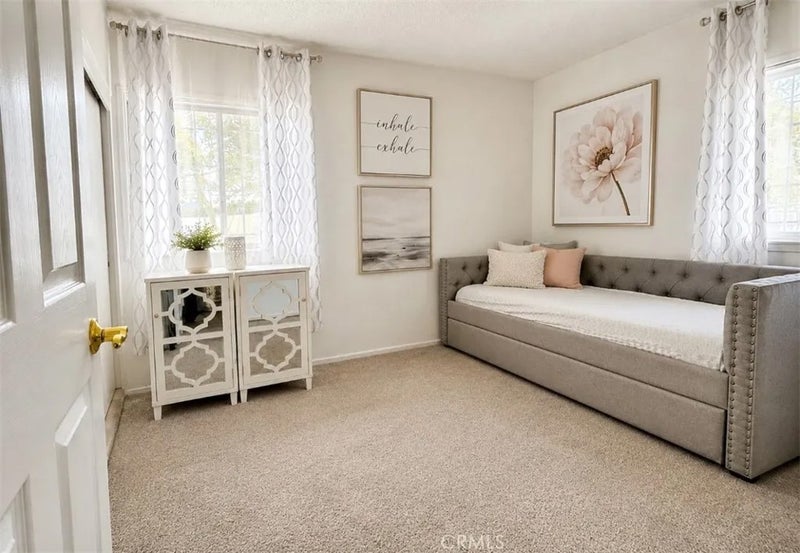 2209 Grovemont