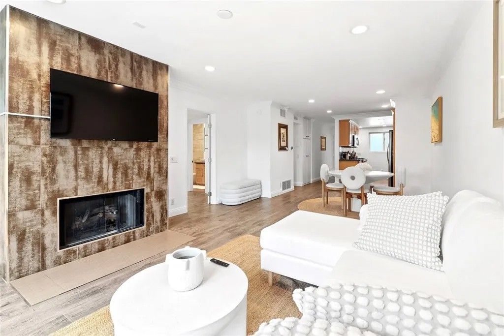 Photo of 6493 Kanan Dume Road, Malibu, CA 90265 (MLS # SR26003729)