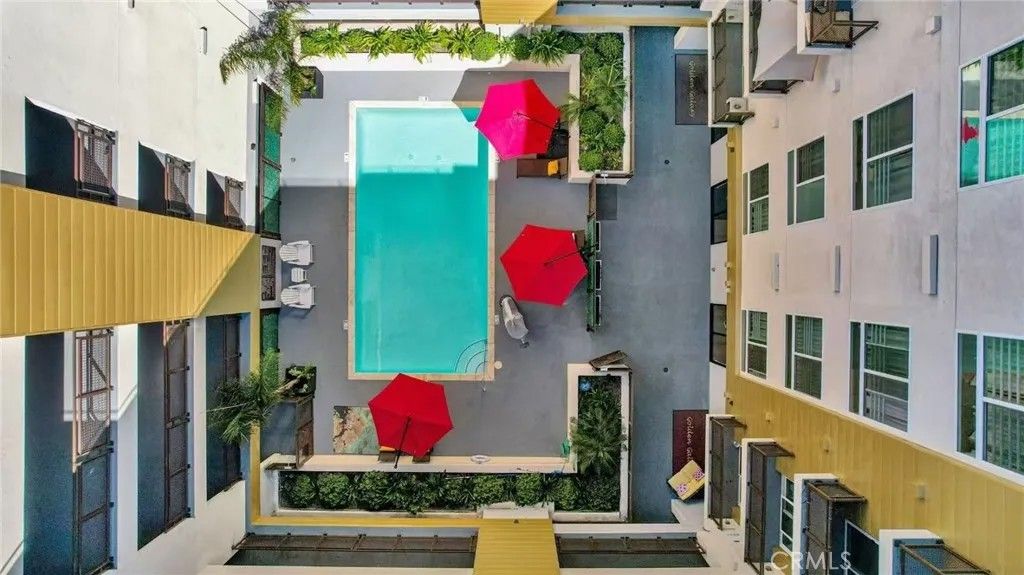 Photo of 2939 Leeward #212, Los Angeles, CA 90005 (MLS # WS26017948)