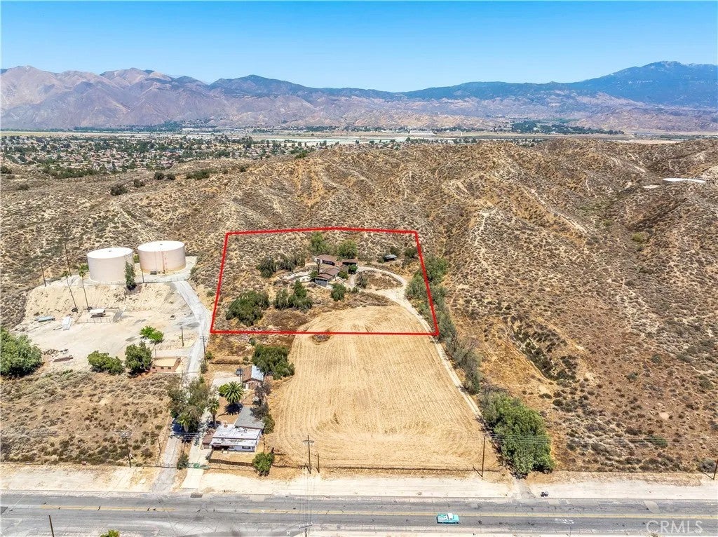 Photo of 955 Park AVE, San Jacinto, CA 92583 (MLS # SW26096338)