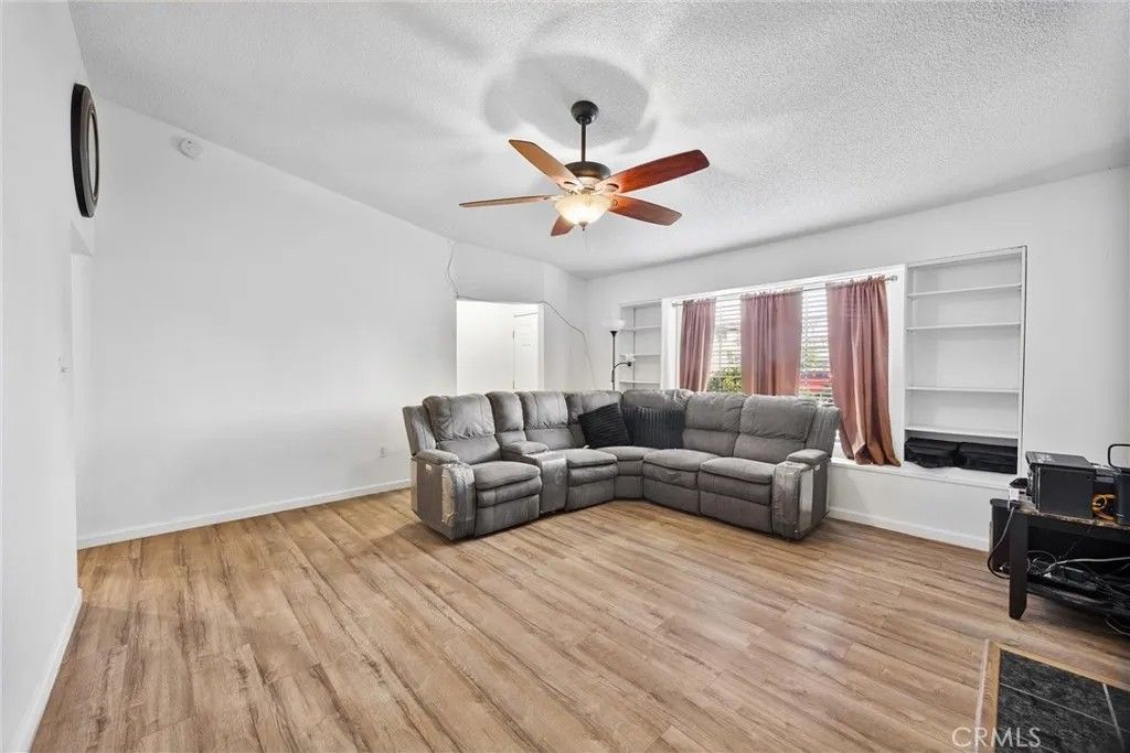 Photo of 1613 Candace Avenue, Bakersfield, CA 93307 (MLS # SR26081385)