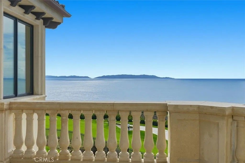 Photo of 31909 Emerald View, Rancho Palos Verdes, CA 90275 (MLS # PV26071976)