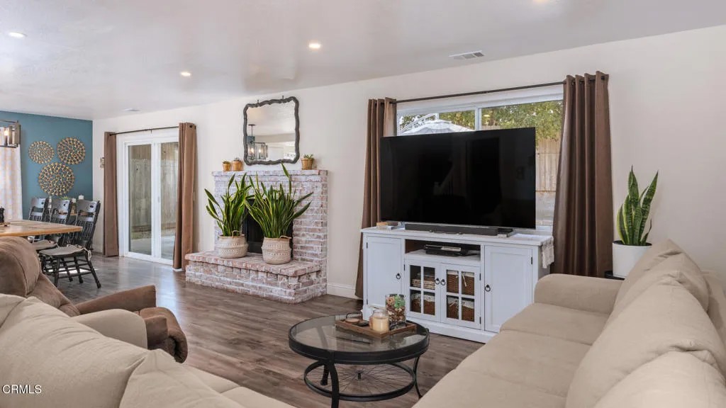 211 Menlo Drive
