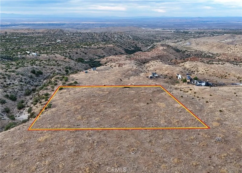 113 E 113th St E/ Juniper Mesa Rd South