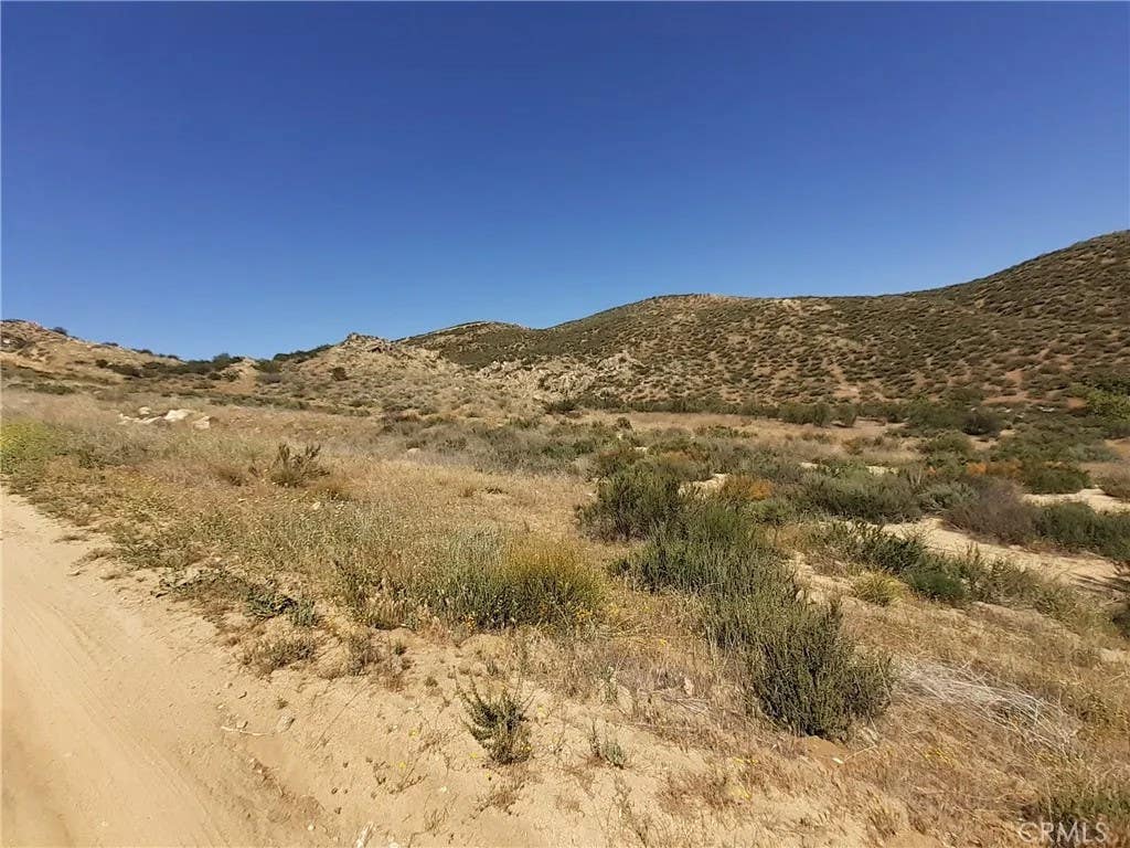 Photo of 0 Los Altos, Hemet, CA 92544 (MLS # SW26096077)