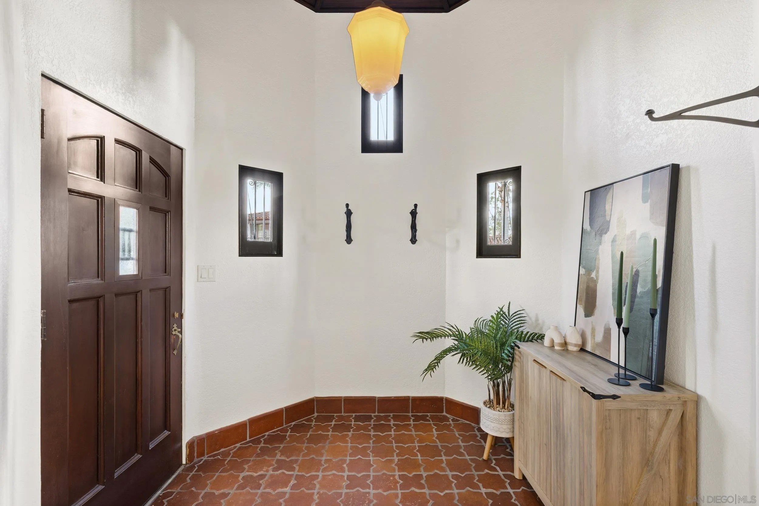 4668 E Talmadge Drive