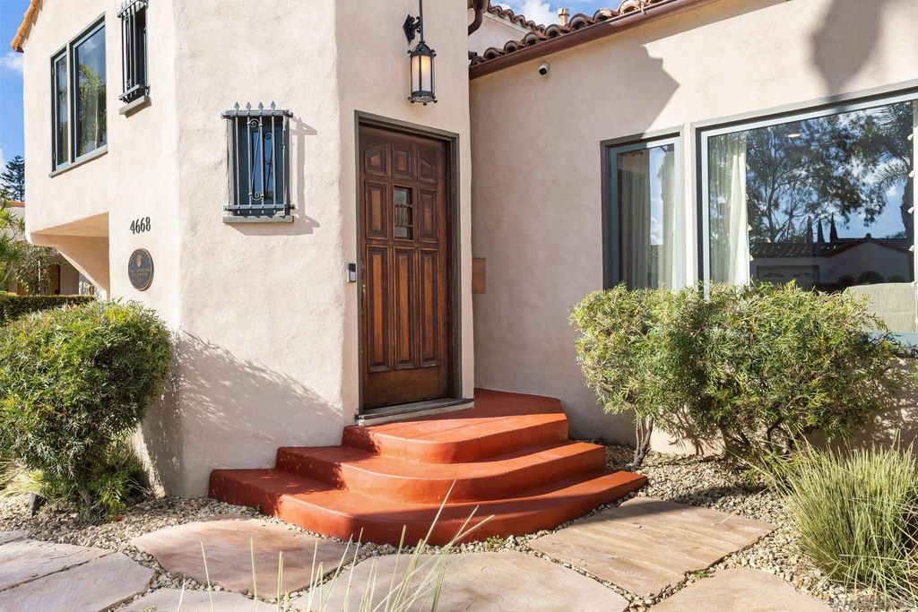 Photo of 4668 E Talmadge Drive, San Diego, CA 92116 (MLS # 2600659)